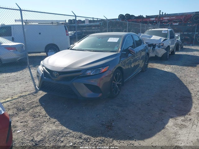 TOYOTA CAMRY - 2