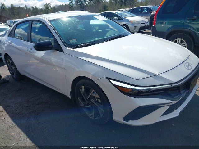 2025 HYUNDAI ELANTRA SEL SPORT