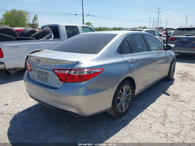 TOYOTA CAMRY - 4