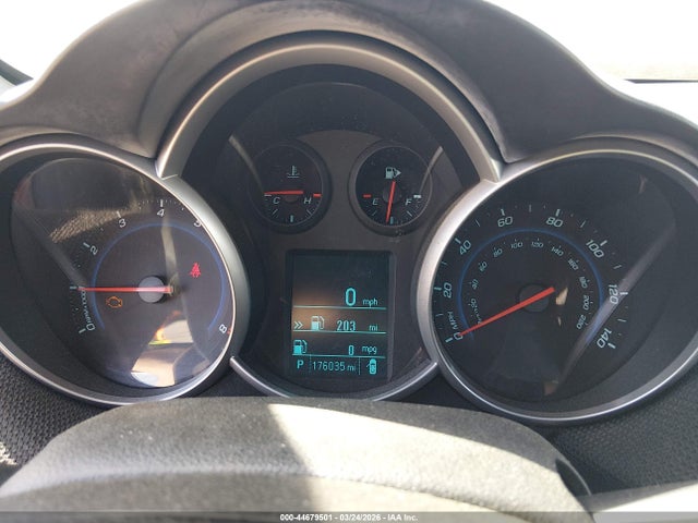 CHEVROLET CRUZE 2LT - 7