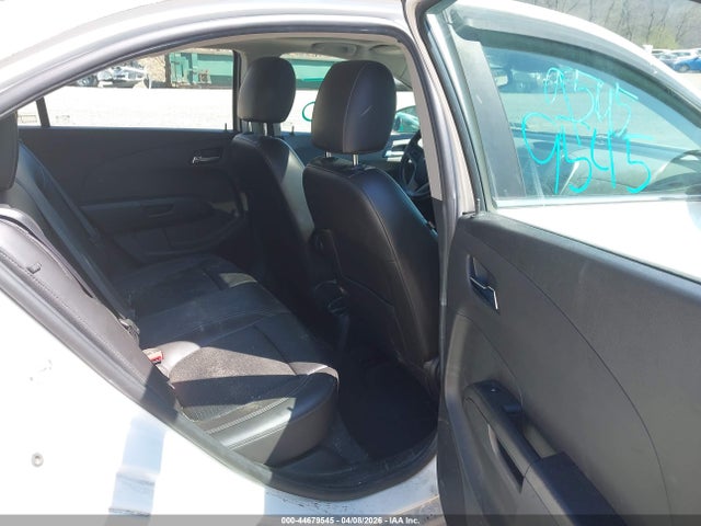 صورة 8 لـ 2015 Chevrolet SONIC LTZ AUTO