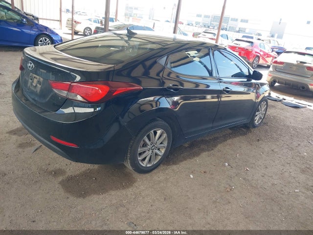 HYUNDAI ELANTRA SE - 4