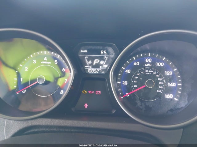 HYUNDAI ELANTRA SE - 7