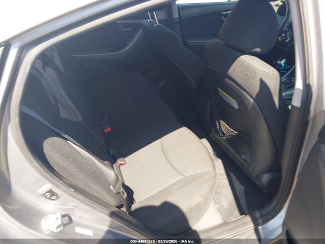 HYUNDAI ELANTRA SE - 8