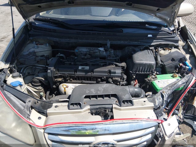 HYUNDAI ELANTRA GLS - 10