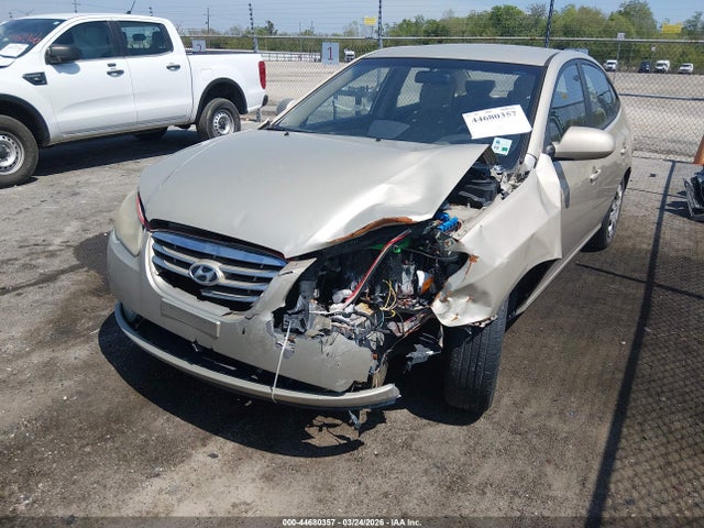 HYUNDAI ELANTRA GLS - 2