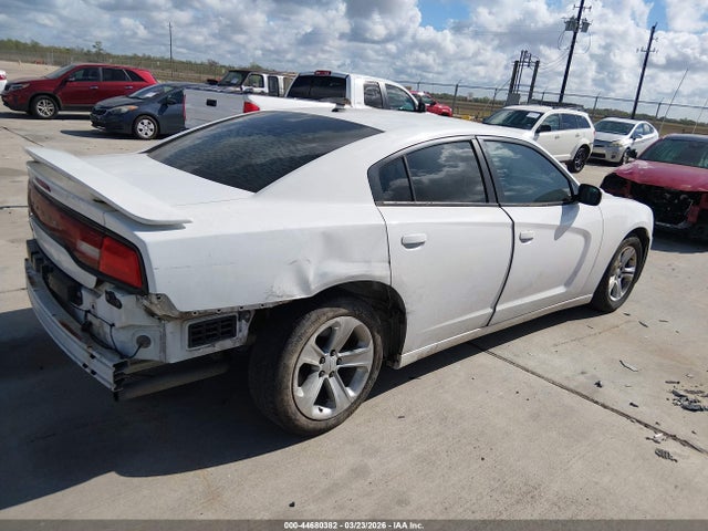 DODGE CHARGER SXT - 4