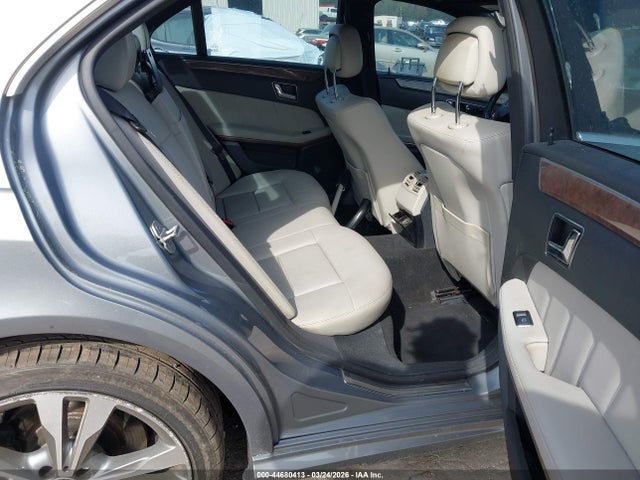 MERCEDES-BENZ E-CLASS - 8