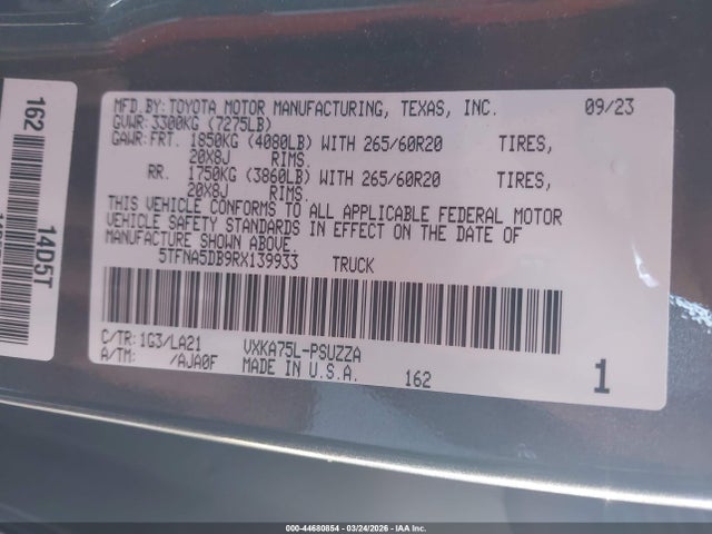 TOYOTA TUNDRA - 9