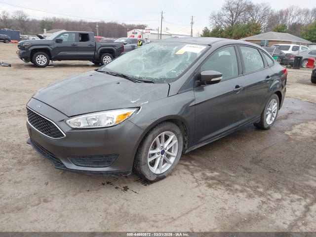 2018 FORD FOCUS SE 照片 2