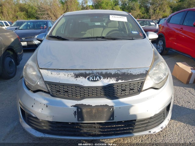 KIA RIO LX - 6