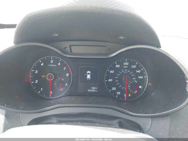 HYUNDAI VELOSTER TURBO - 7