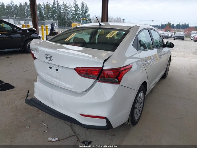 HYUNDAI ACCENT SE - 4