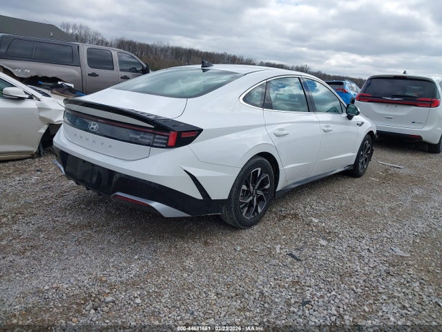 HYUNDAI SONATA SEL - 4