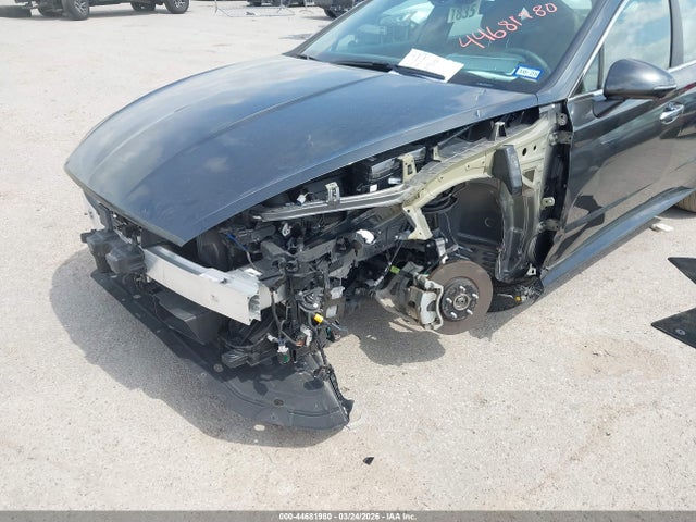 HYUNDAI SONATA LIMITED - 6