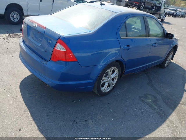 FORD FUSION SE - 4