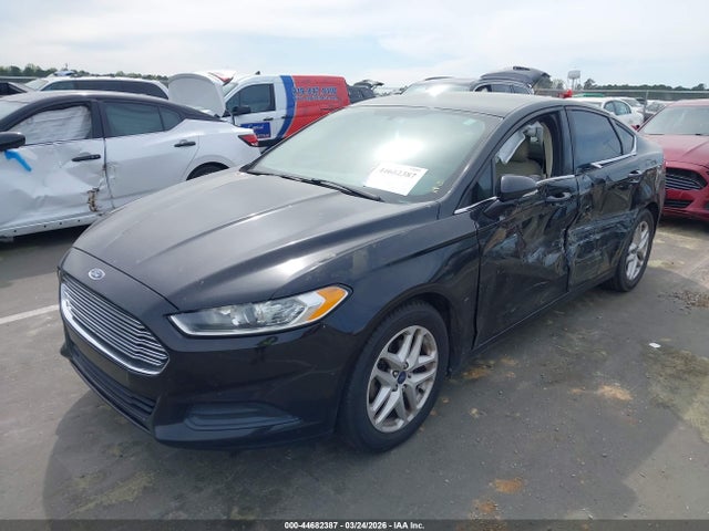 FORD FUSION SE - 2