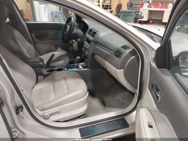 FORD FUSION SE - 5