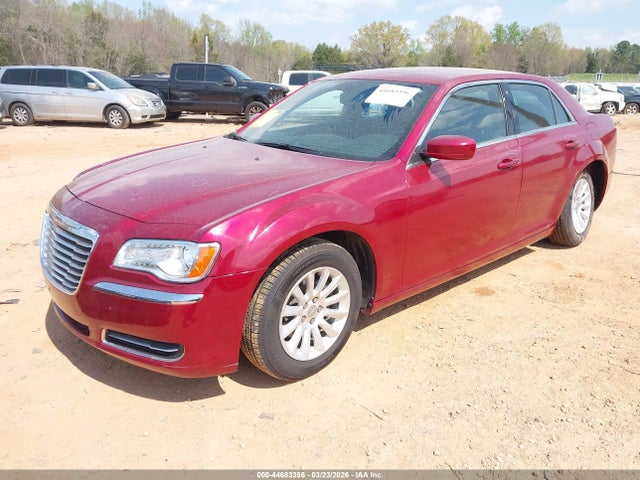 2014 Chrysler 300 — фото 2