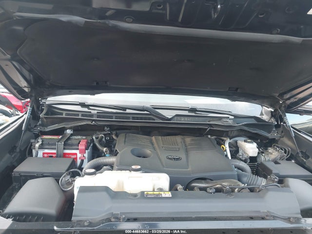 TOYOTA TUNDRA - 10