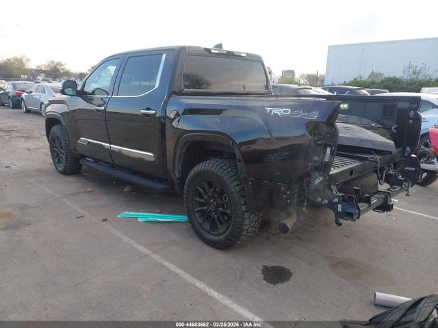 TOYOTA TUNDRA - 3