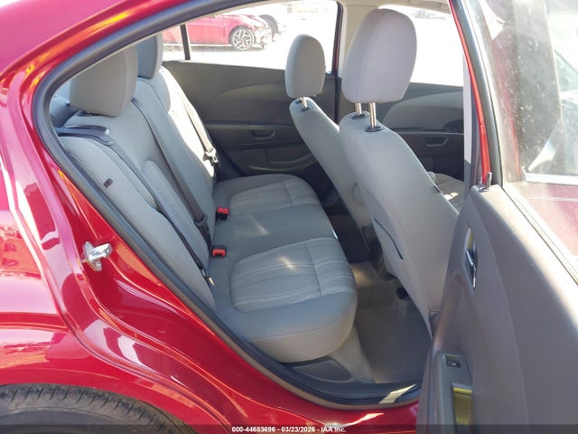 CHEVROLET SONIC 2LT - 8