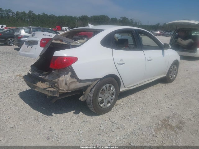 HYUNDAI ELANTRA GLS - 4