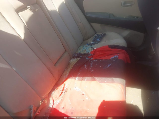 HYUNDAI ELANTRA GLS - 8