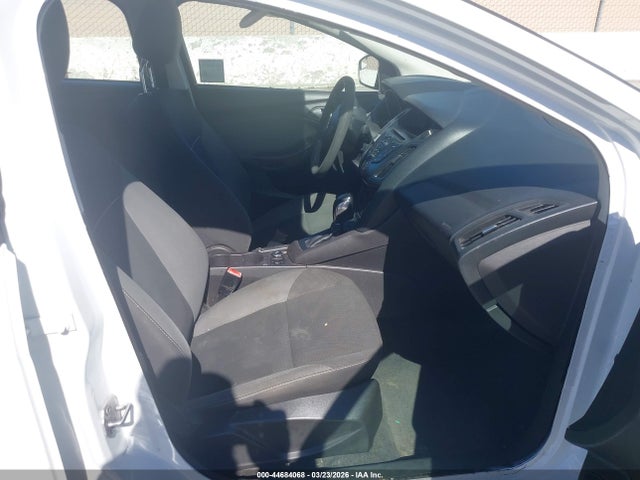 FORD FOCUS S - 5