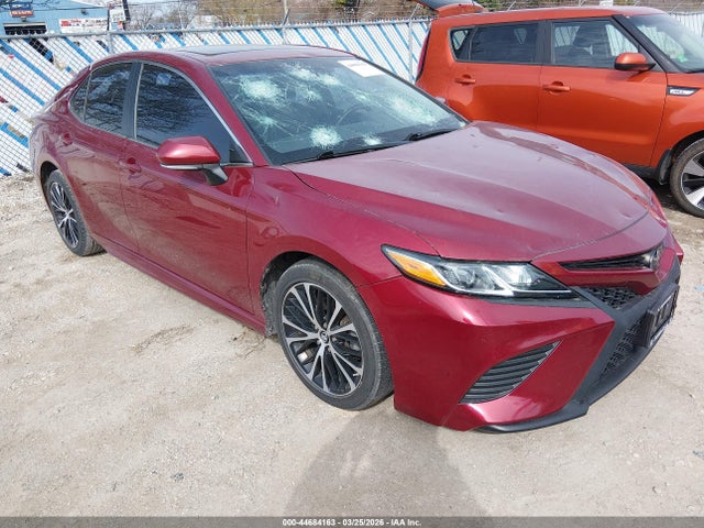 TOYOTA CAMRY - 1