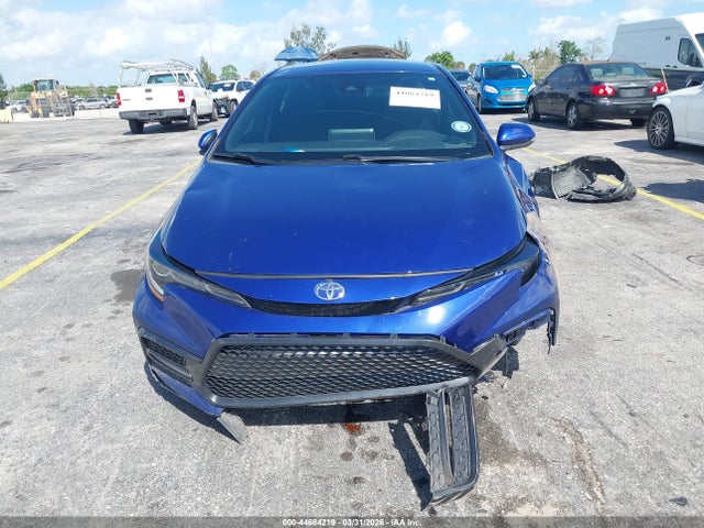 2020 Toyota COROLLA SE — миниатюра 13