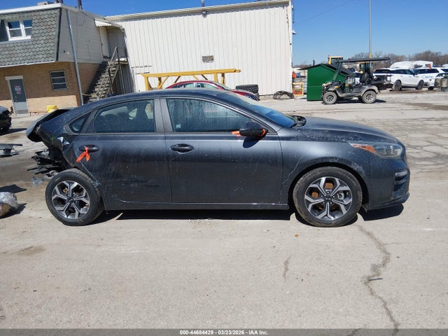 2019 KIA FORTE LXS — миниатюра 12
