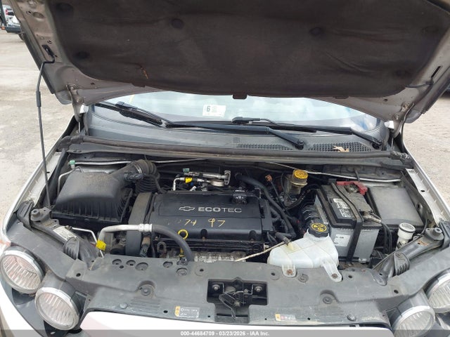 CHEVROLET SONIC LT AUTO - 10