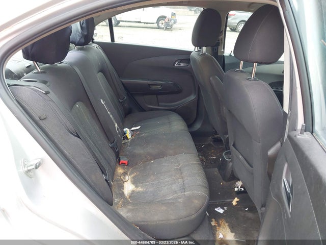 CHEVROLET SONIC LT AUTO - 8