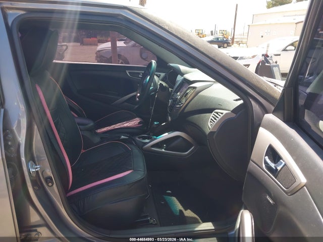 HYUNDAI VELOSTER BASE W/BLACK - 5