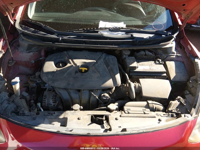 HYUNDAI ELANTRA GT - 10