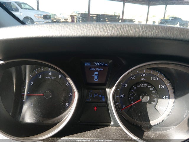 HYUNDAI ELANTRA GT - 7