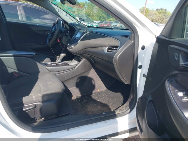 CHEVROLET MALIBU 1LT - 5