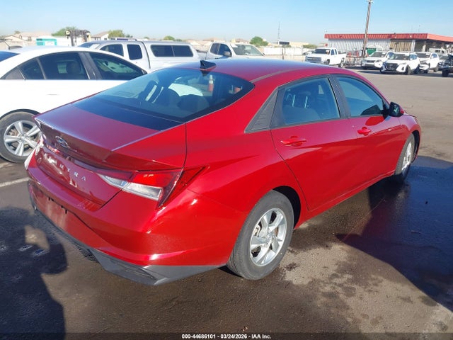 HYUNDAI ELANTRA SE - 4