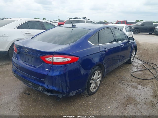 FORD FUSION SE - 4