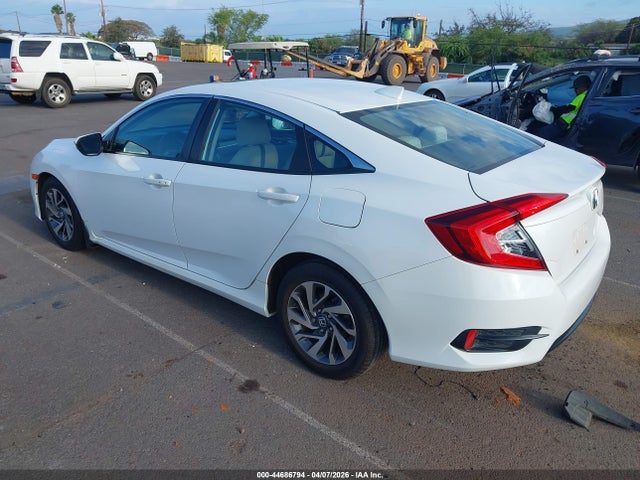 2018 Honda CIVIC EX — фото 3