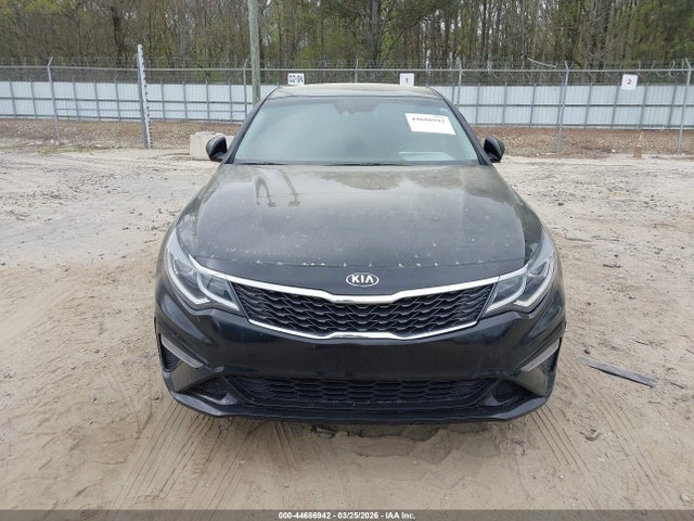 KIA OPTIMA LX - 6