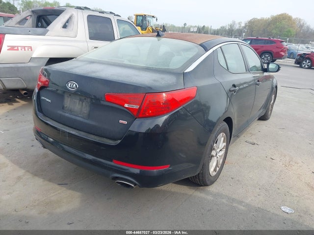 KIA OPTIMA LX - 4