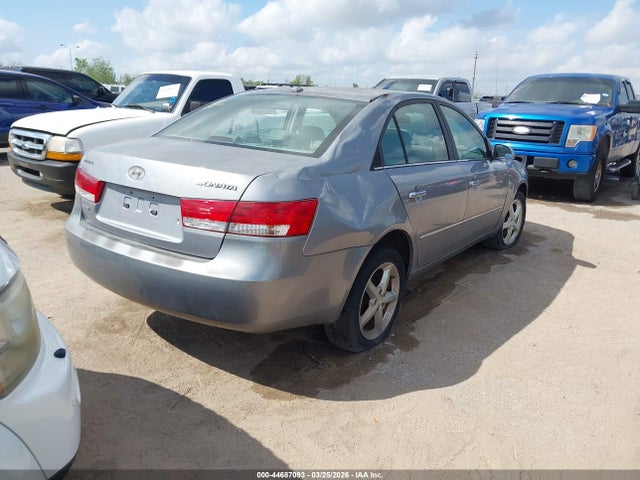 HYUNDAI SONATA LIMITED/SE - 4