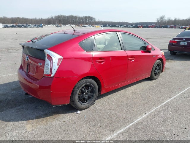 TOYOTA PRIUS - 4