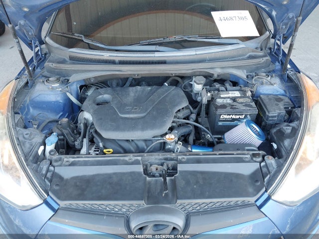 HYUNDAI VELOSTER VALUE EDITION - 10