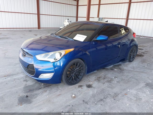 HYUNDAI VELOSTER VALUE EDITION - 2