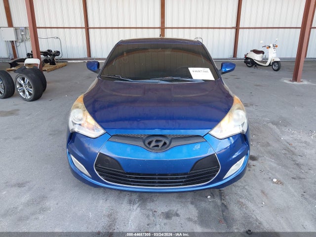 HYUNDAI VELOSTER VALUE EDITION - 6