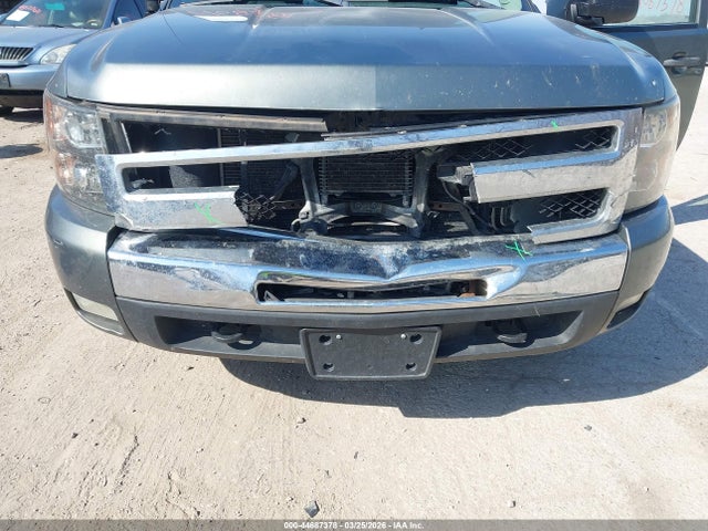 CHEVROLET SILVERADO 1500 LT - 6