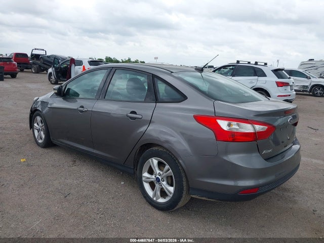 FORD FOCUS SE - 3